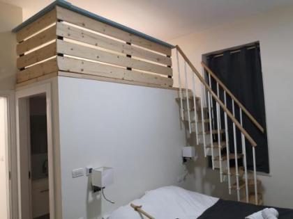 Allenby2 B&B - image 7