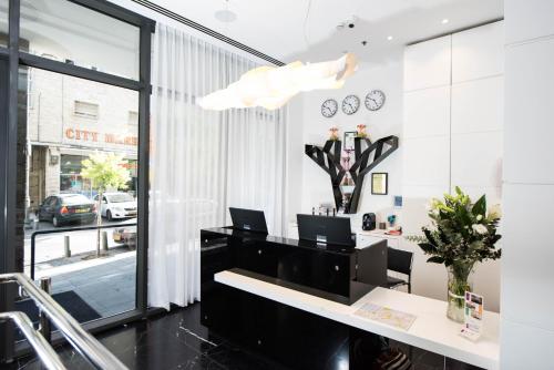 Eyal Hotel by Smart Hotels - image 5