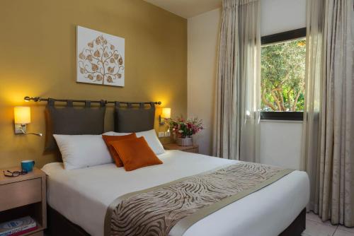 Rafael Residence Boutique - image 2
