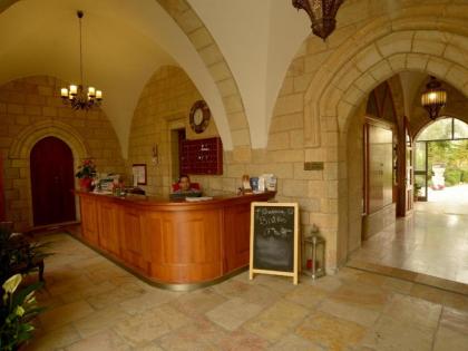 St Georges Cathedral Pilgrim Guesthouse Jerusalem - image 17