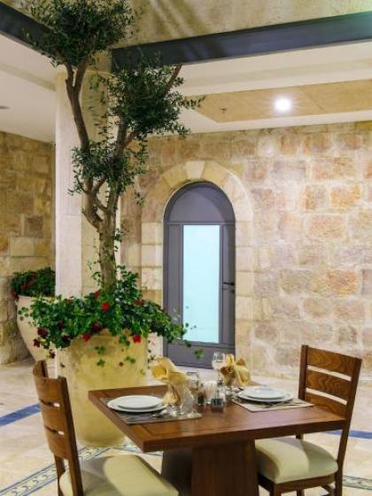 The Sephardic House Hotel in The Jewish Quarter - image 15