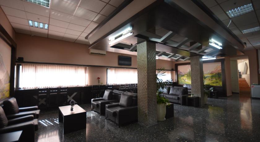 New Metropole Hotel - image 6