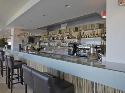 Legacy Hotel - image 13