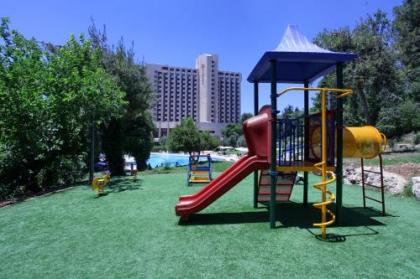 Ramada Jerusalem Hotel - image 17