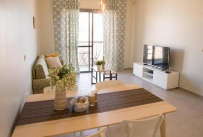 Yafo 35 Apartments By IndigInn - image 1