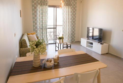 Yafo 35 Apartments By IndigInn - main image