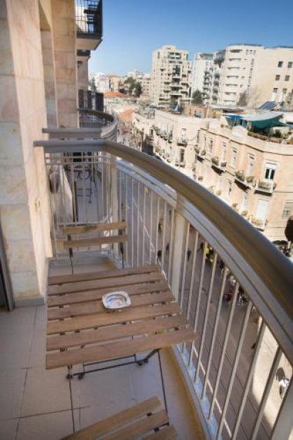 Yafo 35 Apartments By IndigInn - image 15