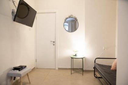 Yafo 35 Apartments By IndigInn - image 20