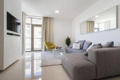The Haneviim Court - Isrentals - image 4