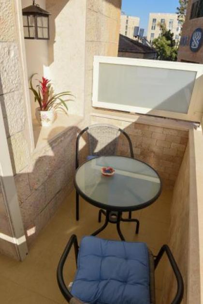 Mamilla Boutique Apartments - image 7