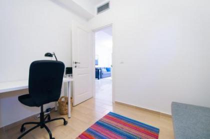 Colony Suites - Hildesheimer St. - image 7