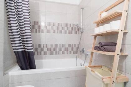 Luxury Two-Bedroom Apartment With Terrace Over Old City View - image 23