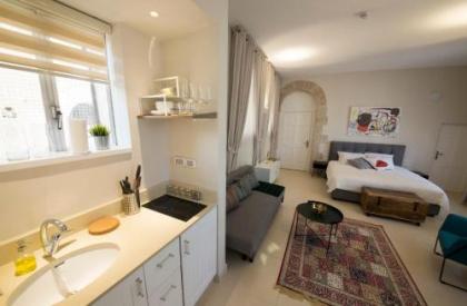 Mamilla Design Apartments - image 14