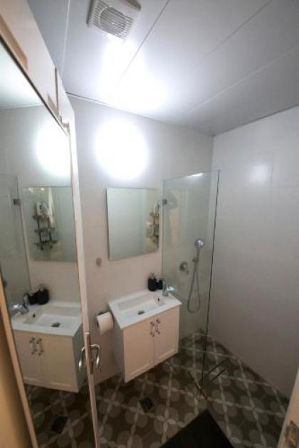 Mamilla Design Apartments - image 16