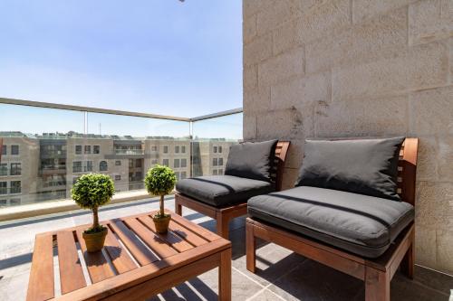 Harav agan - New building in the Center - image 3