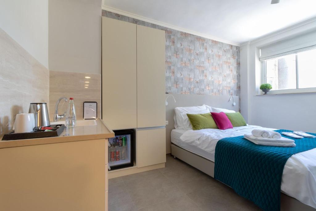 DEM Hotel - image 4