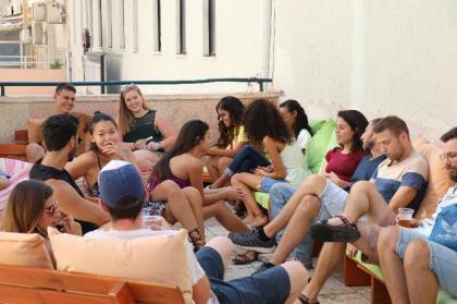 Cinema Hostel Jerusalem - image 17