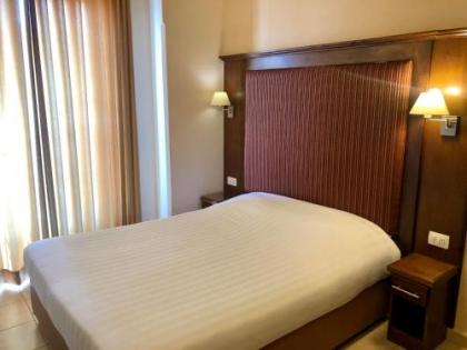 Gloria Hotel - image 14