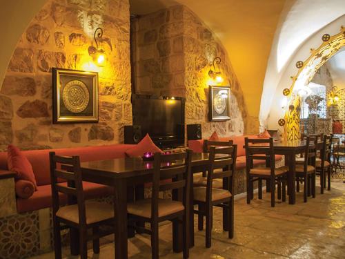 Gloria Hotel - image 6