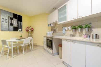 SWEETHOME26 /NEW APPT BEST PLACE JERUSALEM CENTER - image 11