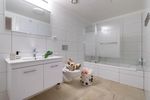 The Haneviim Boutique - Isrentals - image 7