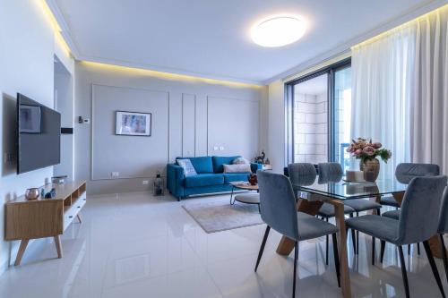 Magical 2BR/Parking with amazing view city center - main image