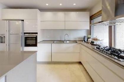 King David Residence Luxury 4 BD/Pool/Gym/Parking - image 18