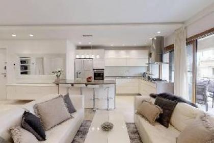 King David Residence Luxury 4 BD/Pool/Gym/Parking - image 8