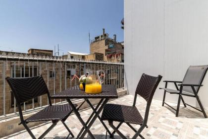 Pretty flat in the city -center Ben Yehuda - image 23