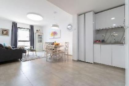 King David Suite/Pool/Parking in city center
