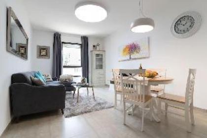 King David Suite/Pool/Parking in city center - image 4