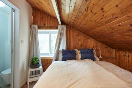 A private luxurious villa in the German Colony! - image 17