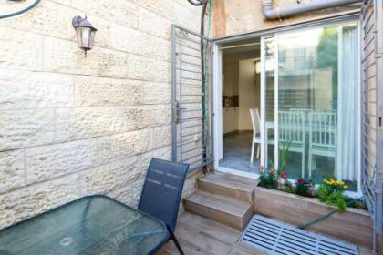 The central and quiet place in Nachlaot-Rehavia - image 3