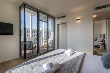 Trust Inn-Luxury Mamilla Residence balconies old city view - image 13
