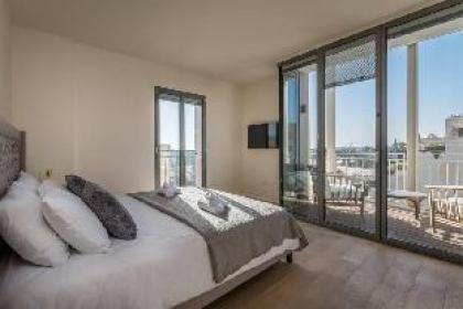 Trust Inn-Luxury Mamilla Residence balconies old city view - image 14
