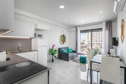 Stylish 2BDR with Balcony Even Israel #50 - image 4