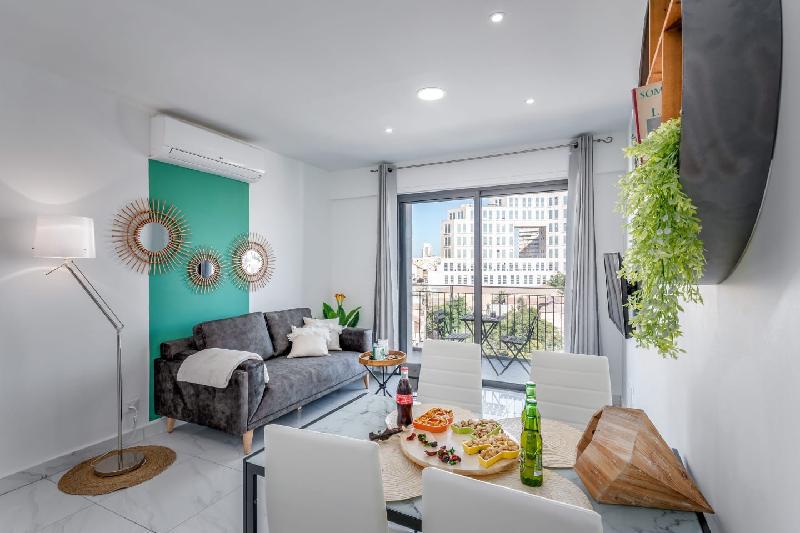 Design 2 BDR & Balcony-Even Israel#52 City Center - image 2