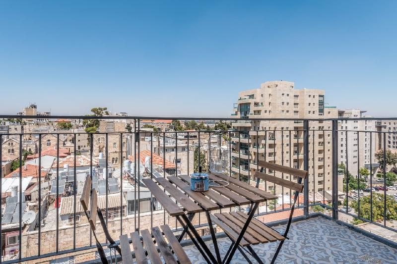 Spacious 2BDR with Balcony & View Even Israel #55 - image 3