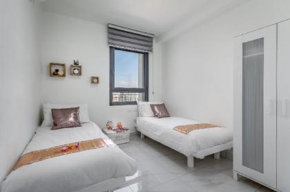 Amazing 2 BDR with Balcony Even Israel #56 - image 5
