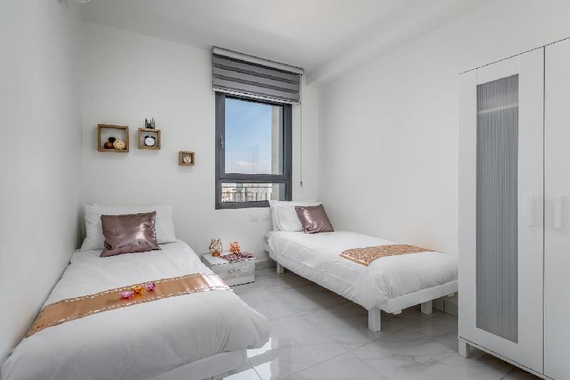Amazing 2 BDR with Balcony Even Israel #56 - image 5