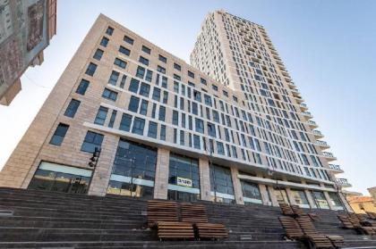 Modern flat on best location in town - image 4