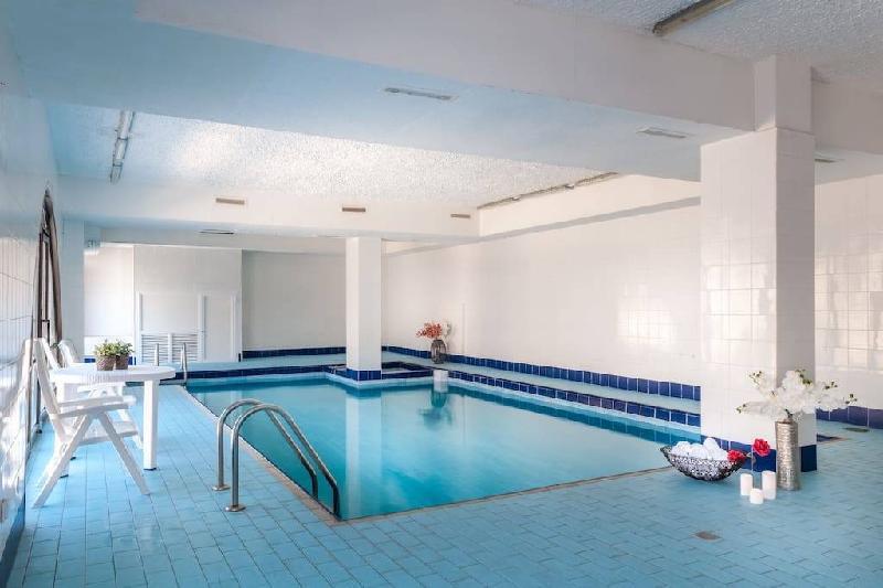 King David Studio/Pool/Parking in city center - image 5