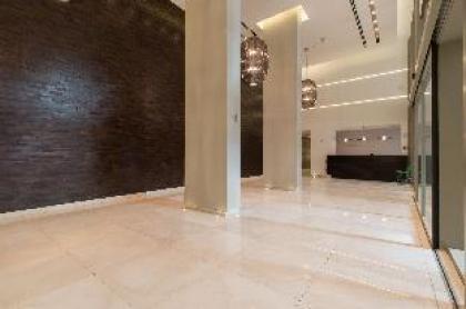 Sunny Central Apartment With Style - image 12