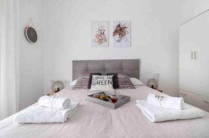 Magical Apartment/Parking/Terrace in city center - image 3