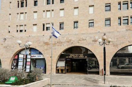 King David 2BDR/Pool/Parking in city center