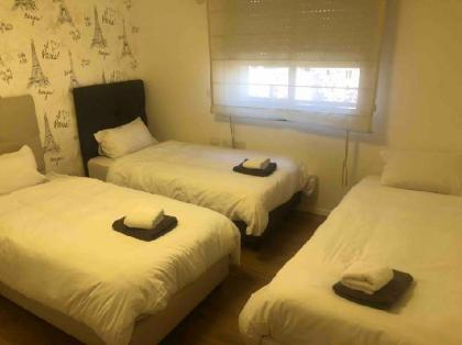 Amazing 3 bedrooms/parking city center Jerusalem - image 3