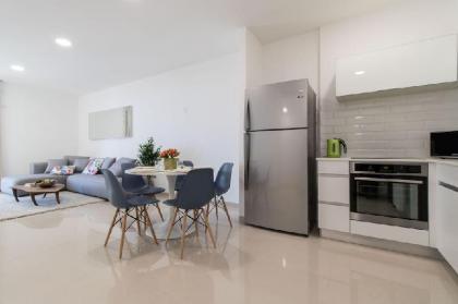 Luxury Apt/Parking/Terrace in heart of Jerusalem - image 5