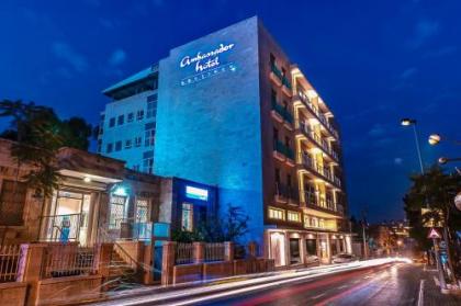 Ambassador Boutique Hotel - image 1