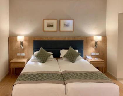 Ambassador Boutique Hotel - image 8