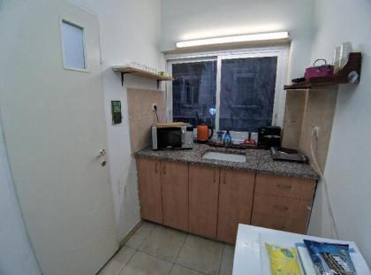 Best Cozy 2 Bedrooms Apt in Downtown Jerusalem - image 3